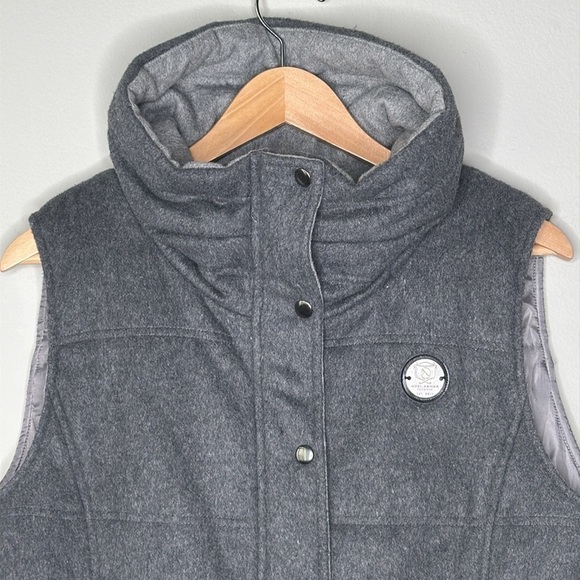 Noel Asmar Equestrian Gray Wool High Collar Equestrian Vest Women's Size XL EUC - Picture 2 of 9